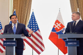 روبيو من سلوفاكيا: راضون عن مسار "الاتفاق الكردي" في سوريا.. ولا نريد أوروبا "تابعة" لنا