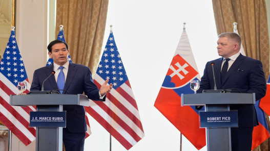 روبيو من سلوفاكيا: راضون عن مسار "الاتفاق الكردي" في سوريا.. ولا نريد أوروبا "تابعة" لنا