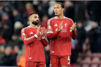 فان دايك يكسر الصمت: صلاح "القائد الخفي" لليفربول