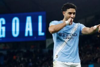 "حمى مرموش" تجتاح نيوجيرسي.. قمصان مانشستر سيتي بالرقم (7) تتصدر المبيعات في أمريكا