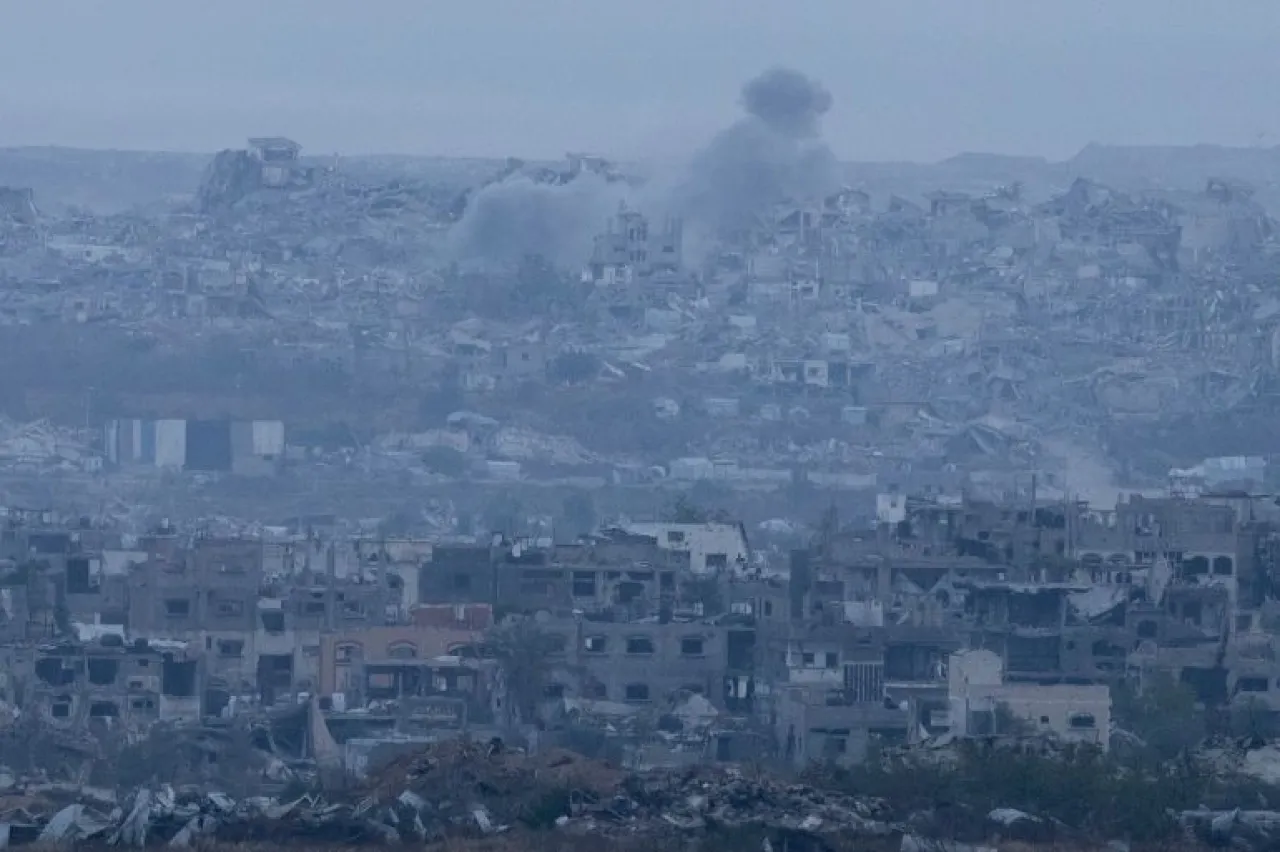 إصابة 3 فلسطينيين بغارات إسرائيلية وقصف مدفعي شمالي قطاع غزة