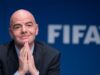 رئيس (الفيفا) يحصل رسمياً على الجنسية اللبنانية ويعد بملعب دولي حديث
