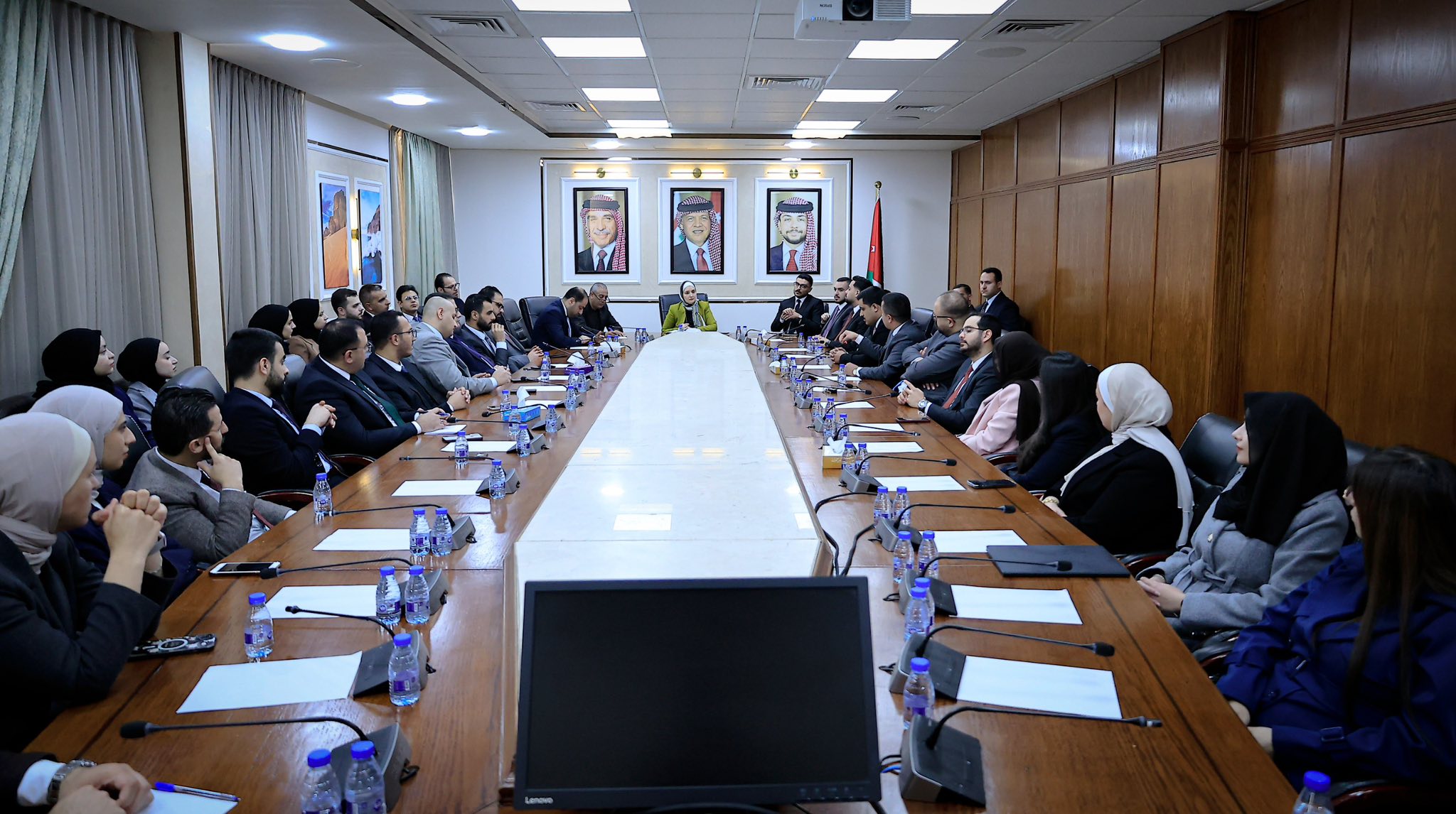 طلبة المعهد القضائي يطلعون على تجربة المجلس النيابي في لقاء مع النائب ناصر الدين