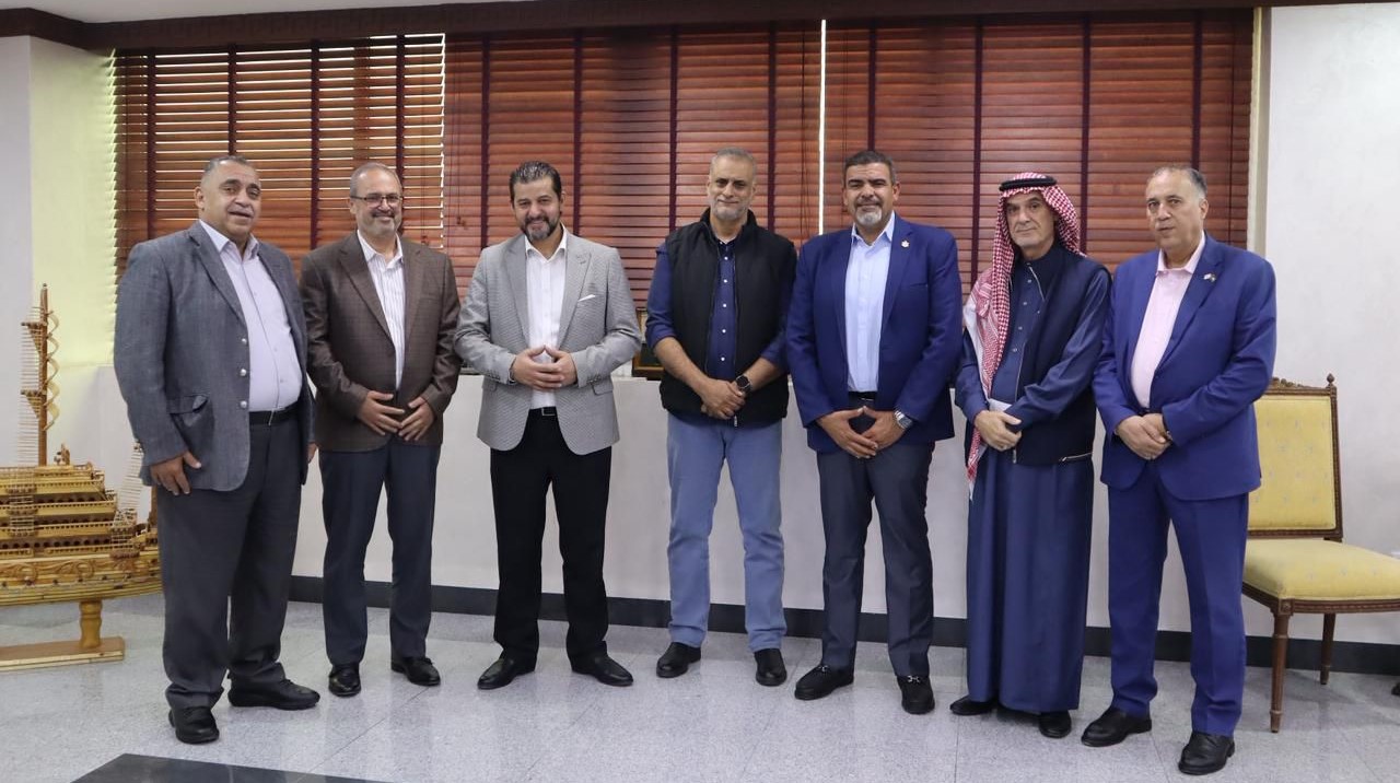 صورة حول : مبادرة ‘روحها بترد الروح’ تنقل المواطنين للتسوق في العقبة مبادرة ‘روحها بترد الروح’ تنقل المواطنين للتسوق في العقبة