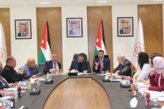 إطلاق اللجنة العليا لرؤية “إربد عاصمة اقتصادية” ووضع أول خارطة طريق للتنفيذ