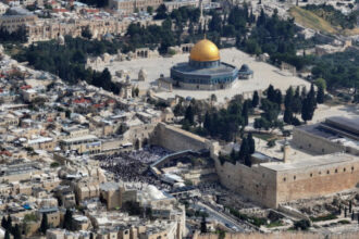 عاجل| الأردن يدين اقتحامات المتطرفين الإسرائيليين للمسجد الأقصى ويطالب المجتمع الدولي بالتحرك