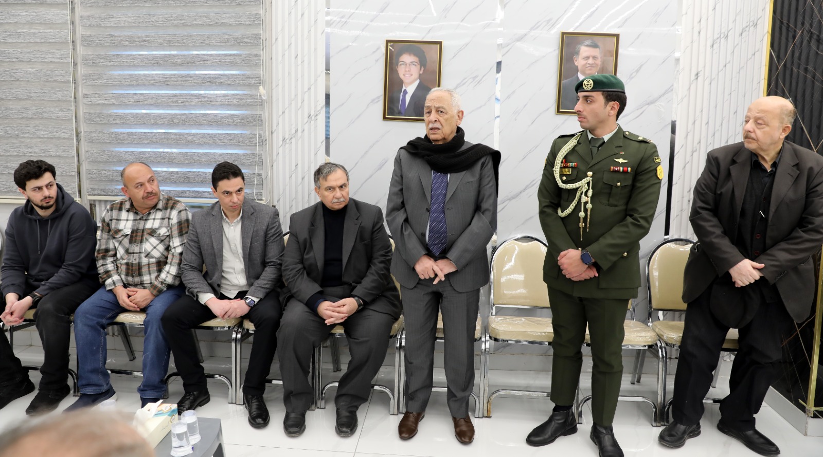 مندوبا عن الملك وولي العهد.. العيسوي يعزي عشائر الشيشاني وحجازي وأبو السمك