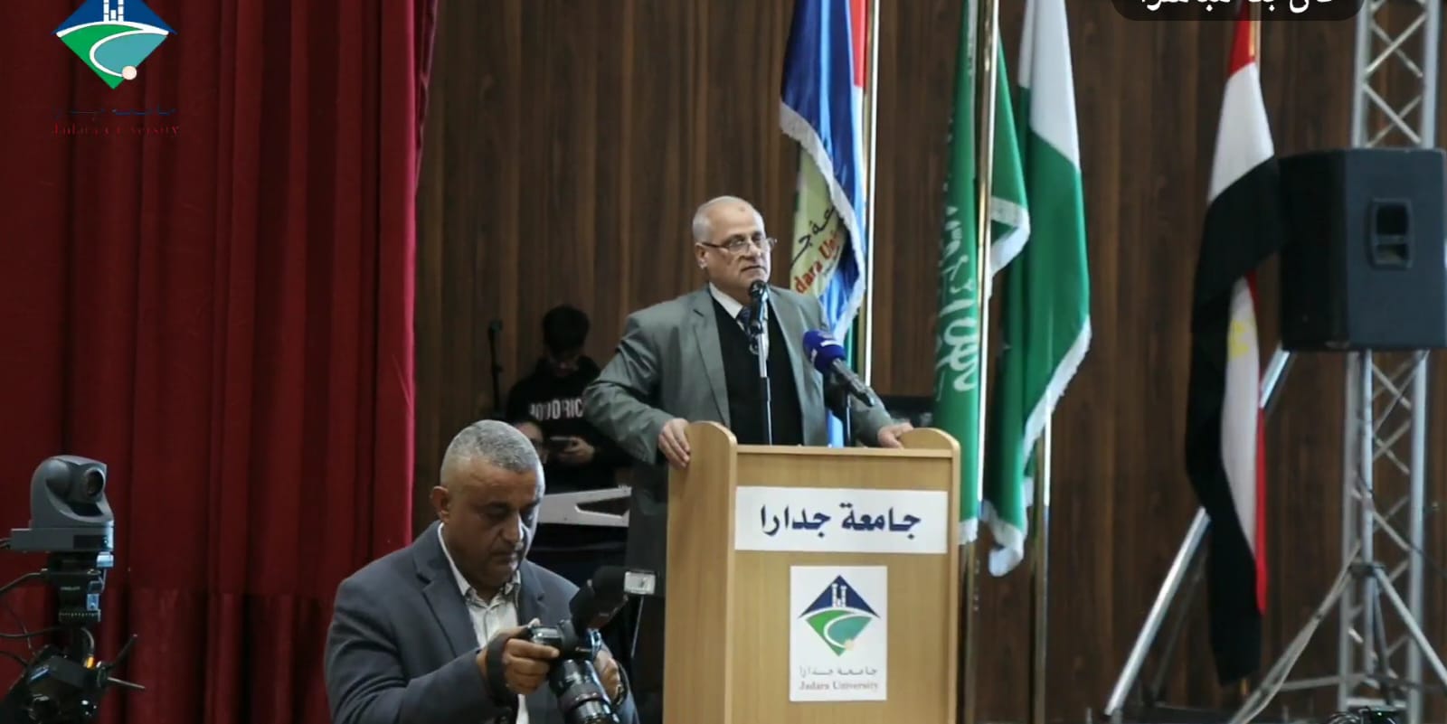 بالفيديو والصور .. العيسوى يرعى احتفال جامعة جدارا بعيد ميلاد قائد الوطن