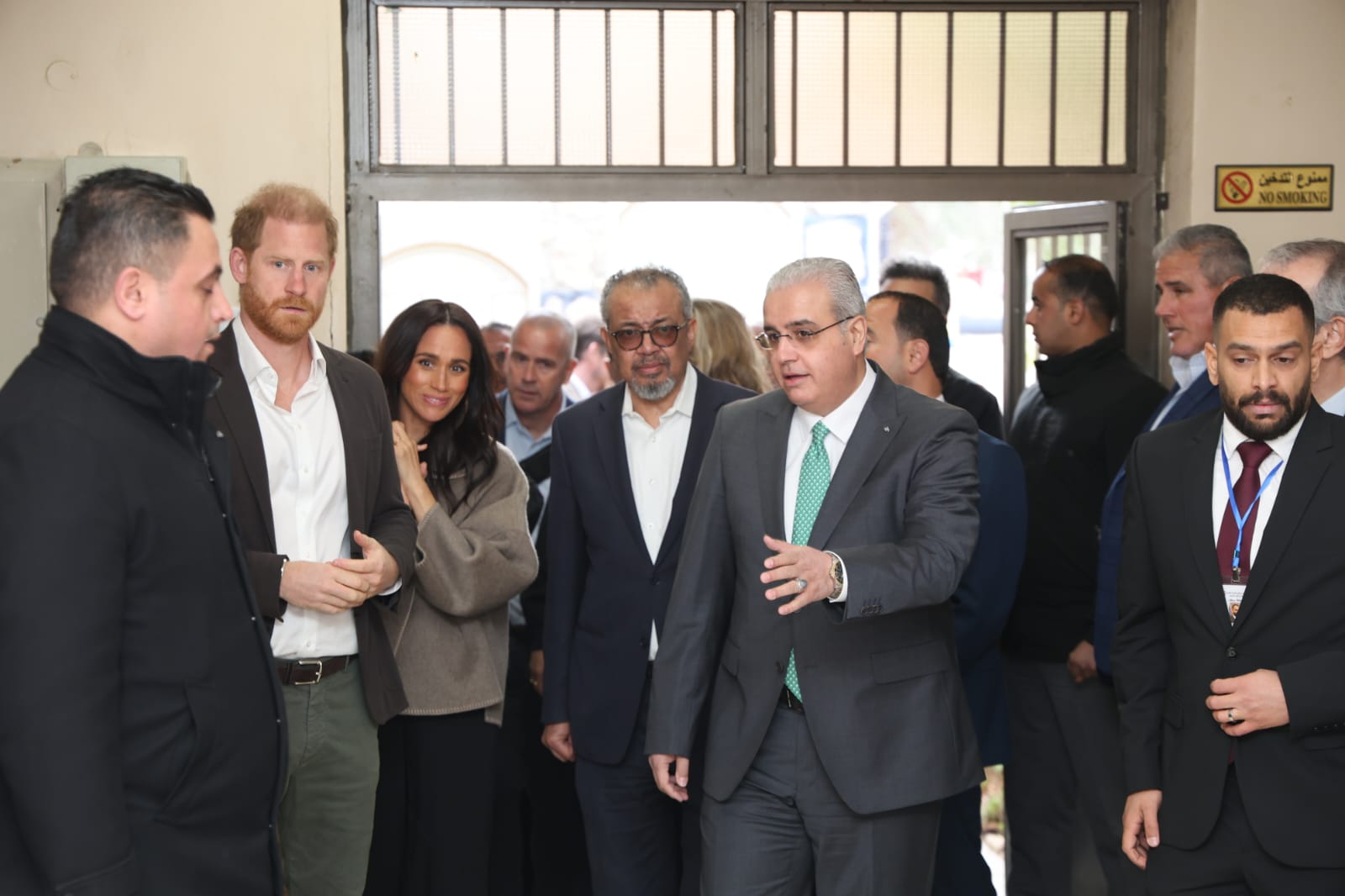 البدور يصطحب الأميران هاري وميغان ومدير منظمة الصحة العالمية في جولة داخل مركز علاج الإدمان