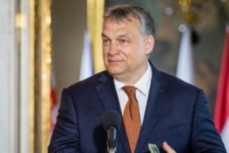 رئيس الوزراء الهنغاريي يحذر أوروبا