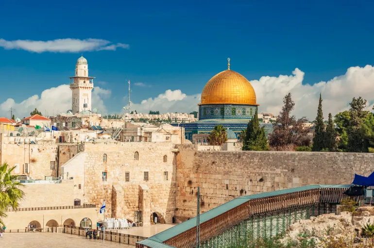 صورة حول : الاحتلال يكمل استعداداته لأول جمعة رمضان بالقدس الاحتلال يكمل استعداداته لأول جمعة رمضان بالقدس