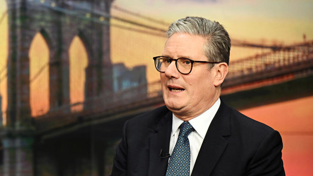 صورة حول : ستارمر يسعى لتوسيع صلاحيات تنظيم الإنترنت لحماية الأطفال ستارمر يسعى لتوسيع صلاحيات تنظيم الإنترنت لحماية الأطفال