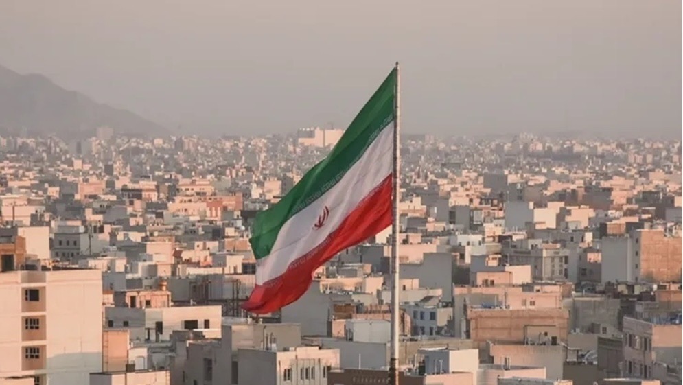 إيران تستهدف مقار مجموعات كردية في كردستان العراق