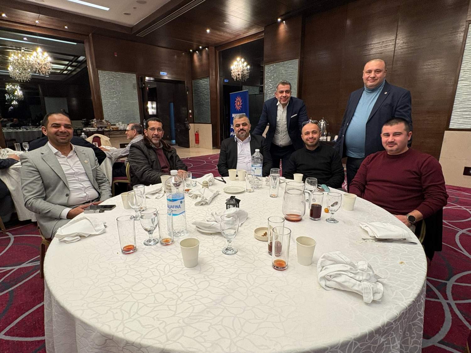 المناصير للزيوت والمحروقات تقيم مـأدبة إفطار لعملائها الكرام بمناسبة حلول شهر رمضان الفضيل