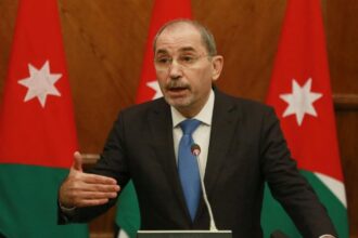 الصفدي والبوسعيدي يتبادلان الإدانة والتضامن بعد الاعتداءات الإيرانية