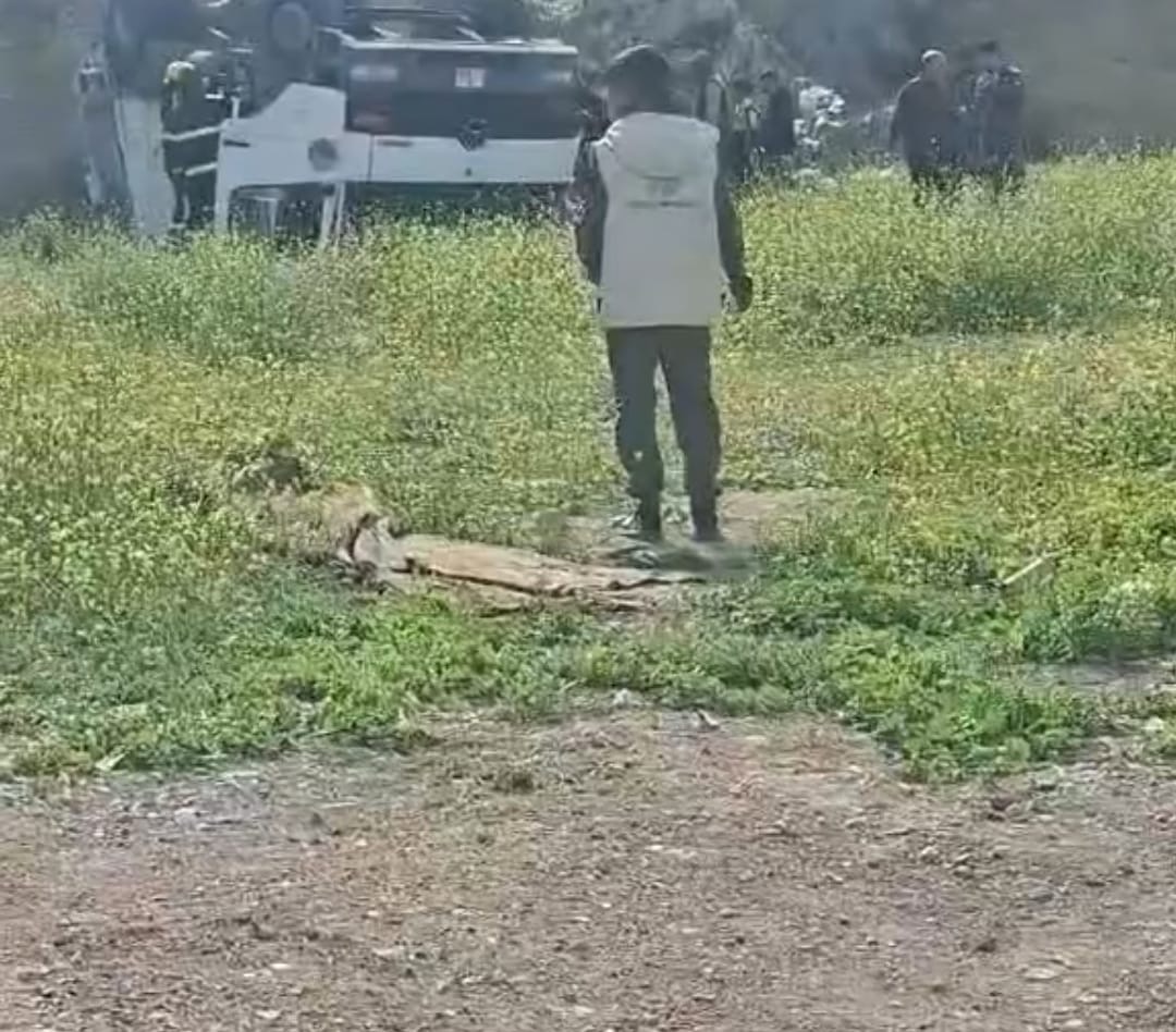 اصابتان بانقلاب ضاغطة بمنطقة المشارع... فيديو