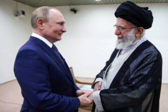 بوتين يصف اغتيال خامنئي بالجريمة الإنسانية