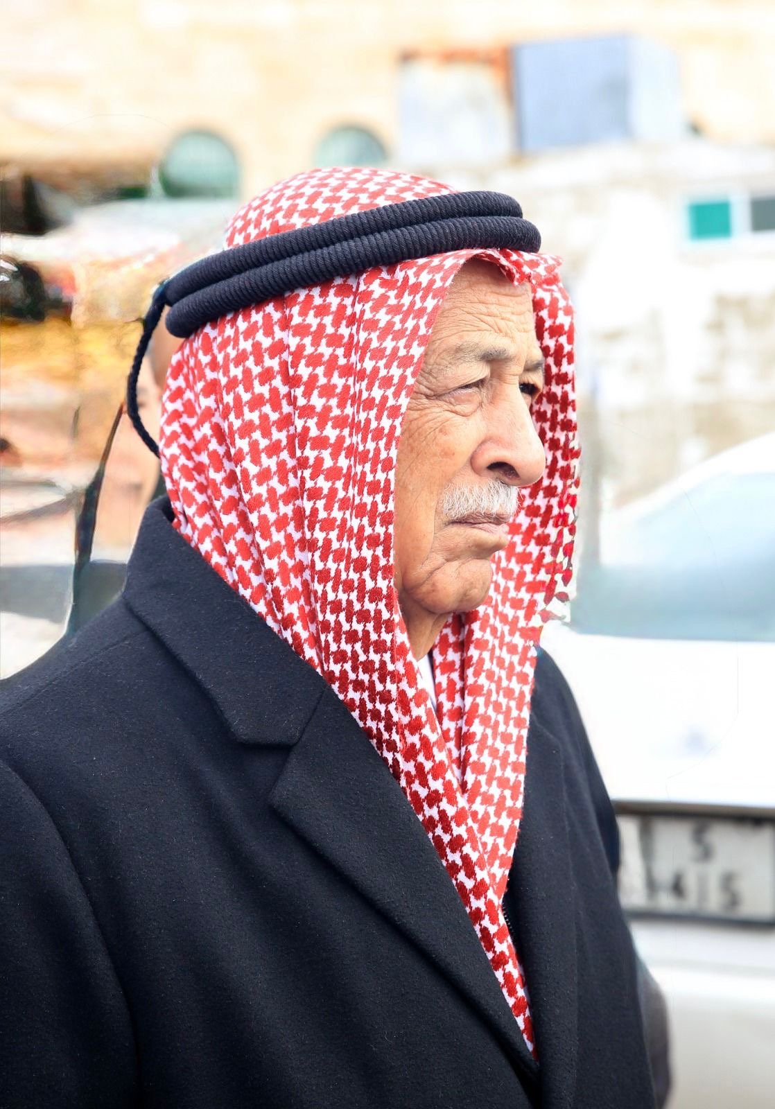 *مندوبا عن الملك وولي العهد.. العيسوي يطمئن على صحة ضابط صف أُصيب بمداهمة أمنية لمطلوب خطير بقضايا مخدرات*