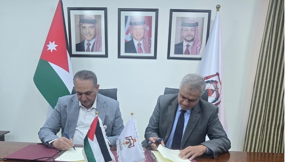 "الطيران المدني" و"البيئة" يوقعان اتفاقية لإنشاء مجمع نباتي في محافظة مأدبا