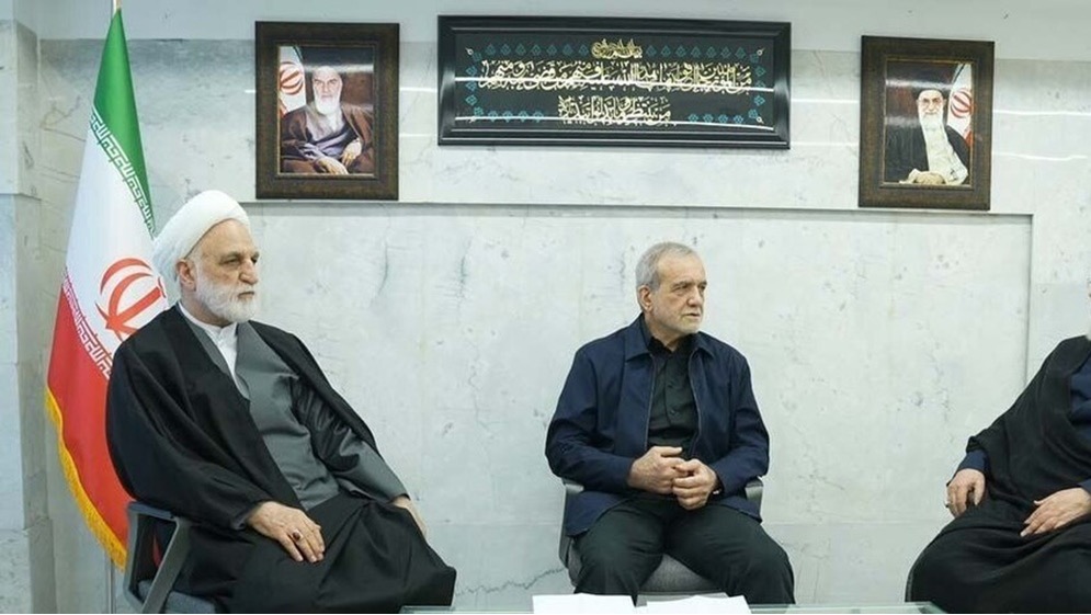 صورة حول : إيران تعقد الجلسة الثانية لمجلس القيادة المؤقت لمواجهة التطورات الإقليمية إيران تعقد الجلسة الثانية لمجلس القيادة المؤقت لمواجهة التطورات الإقليمية