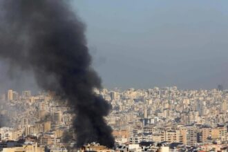 الطيران الإسرائيلي يشن غارات على الضاحية الجنوبية لبيروت