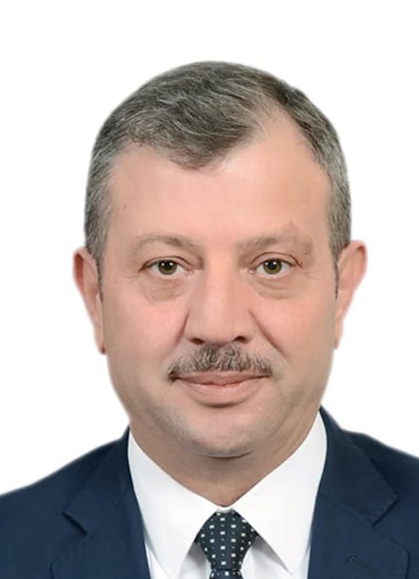 إرادة ملكية بالسماح لمدير المخابرات أحمد حسني