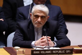 إيران تتحدث عن مئات القتلى المدنيين