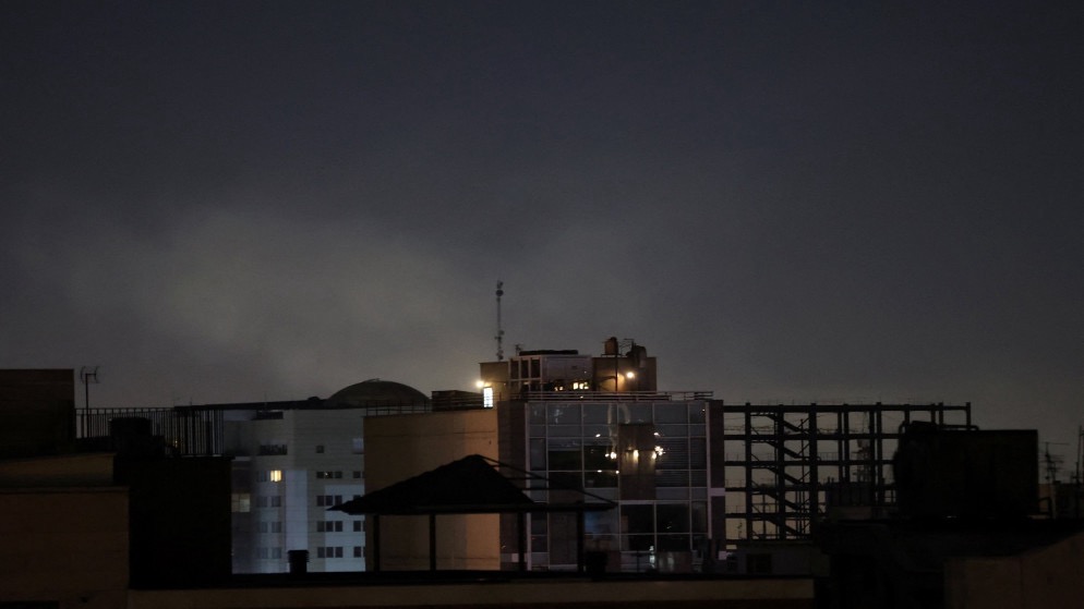 صورة حول : رويترز: احتفالات في شوارع إيران بعد إعلان ترامب مقتل خامنئي رويترز: احتفالات في شوارع إيران بعد إعلان ترامب مقتل خامنئي