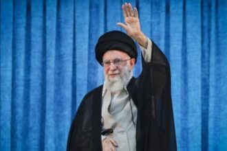 التلفزيون الإيراني يعلن مقتل خامنئي