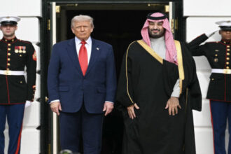 ترامب يؤكد دعم واشنطن للسعودية ويدين الهجمات الصاروخية