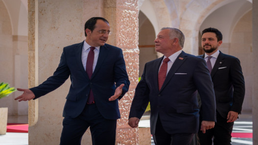 عاجل | الملك يبحث هاتفياً مع الرئيس القبرصي تطورات المنطقة