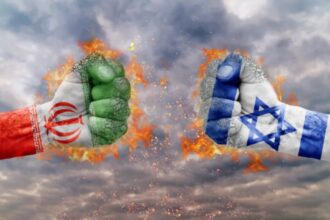 مسؤول إيراني: عملياتنا ستتعمّق وقد تمتد إلى استهداف الملاحة المرتبطة بإسرائيل