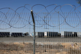 إسرائيل تعيد فتح معبر كرم أبو سالم لإدخال مساعدات إلى غزة