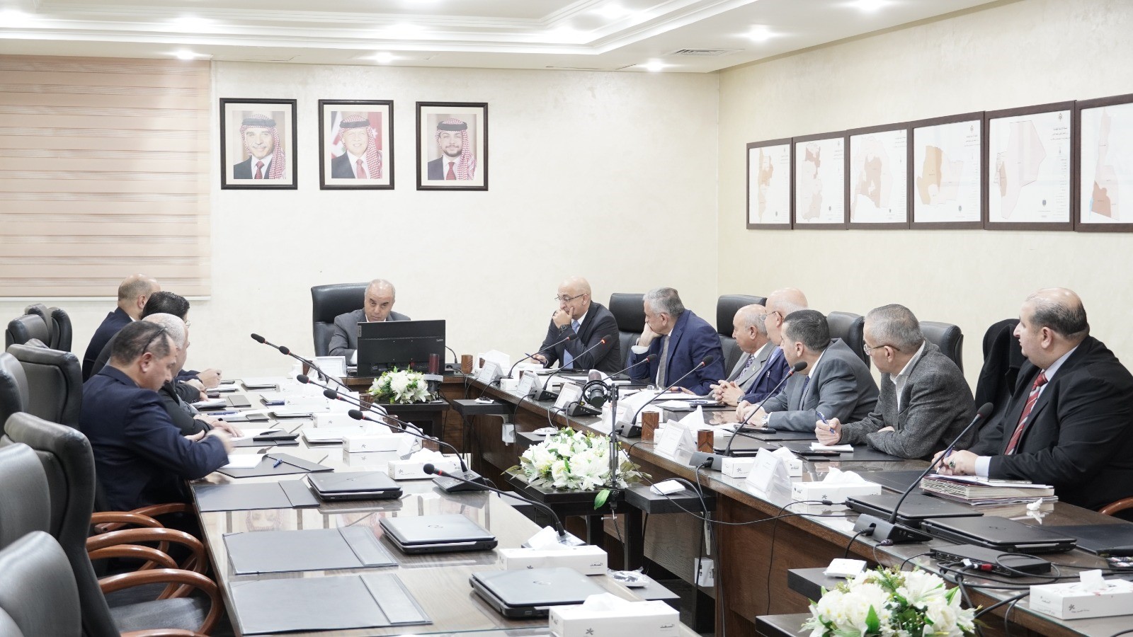 صورة حول : وزير التعليم العالي يدعو الجامعات الرسمية لإعداد خطط مالية 2026–2029 وزير التعليم العالي يدعو الجامعات الرسمية لإعداد خطط مالية 2026–2029