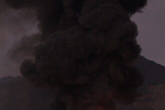 الحرب الأمريكية الإسرائيلية على إيران تهز أسواق النفط والغاز العالمية