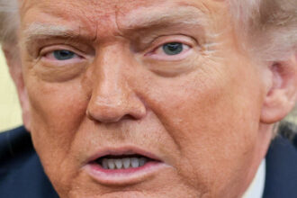 الرئيس الأميركي: نحن في موقع قوة ونعمل على خفض أسعار النفط