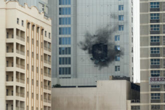 البحرين: الدفاع الجوي يدمر 74 صاروخًا و117 طائرة مسيرة منذ بدء الاعتداءات الإيرانية