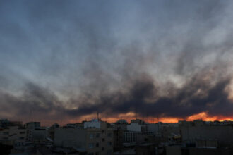 إيران ترسل رسائل للولايات المتحدة.. وواشنطن ترفض الرد