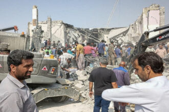 تحقيق أميركي بعد مقتل عشرات الطالبات في هجوم على مدرسة بإيران