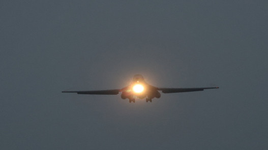 البيت الأبيض: الولايات المتحدة تملك مخزونات أسلحة كافية للنزاع مع إيران