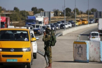 استشهاد فلسطيني وإصابة شقيقه برصاص مستوطنين جنوب الخليل