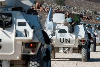 اليونيفيل: إصابة عنصر واندلاع حريق جنوب لبنان