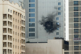 البحرين تعلن اعتراض 92 صاروخاً و151 مسيّرة منذ بدء الهجمات