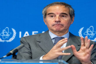 غروسي: مخزون كبير من اليورانيوم الإيراني لا يزال سليماً رغم القصف