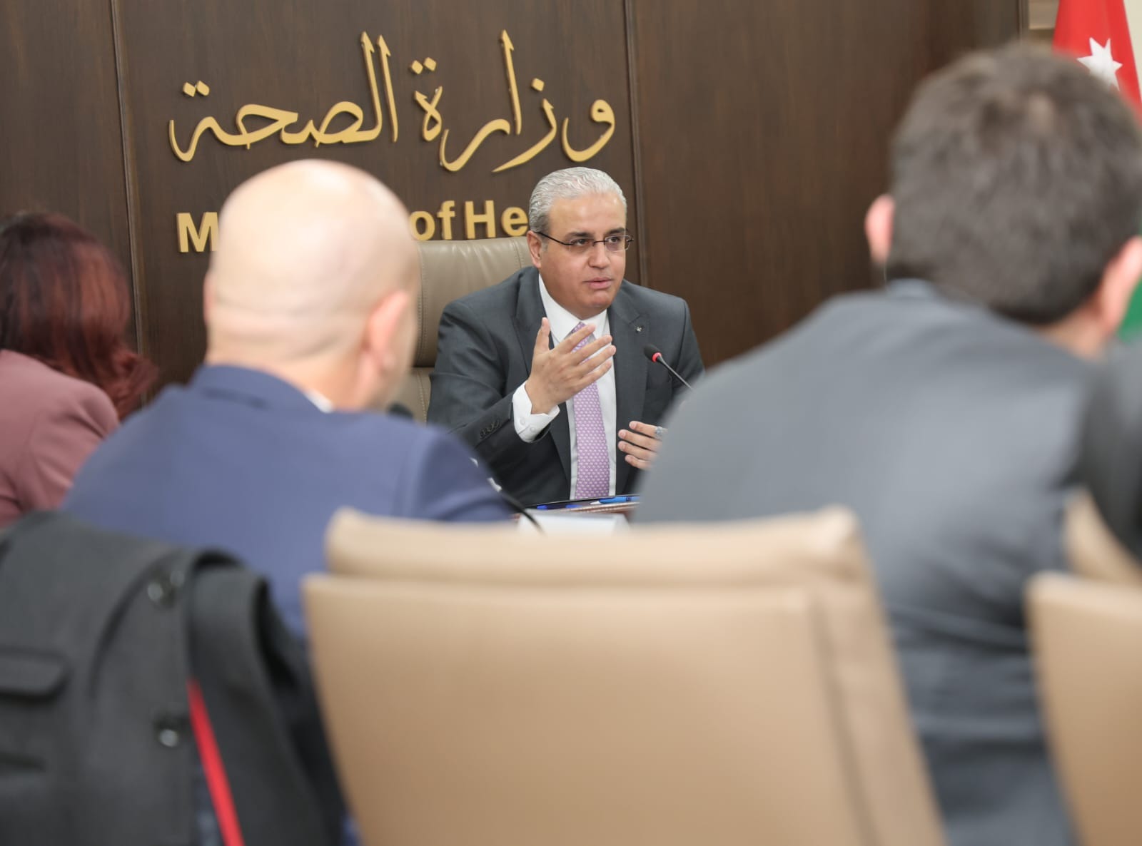 صورة حول : وزير الصحة: مخزون الأدوية والمستلزمات الطبية في الأردن يكفي لأكثر من 6 أشهر وزير الصحة: مخزون الأدوية والمستلزمات الطبية في الأردن يكفي لأكثر من 6 أشهر