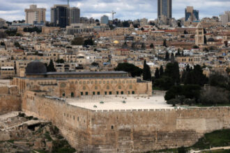 عاجل| الأردن ودول إسلامية تدين استمرار إسرائيل في إغلاق أبواب المسجد الأقصى أمام المصلين