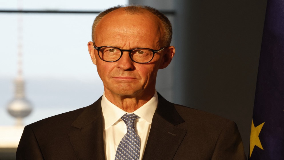 ميرتس يحذر: المشروع الاستيطاني وحرب إيران يثيران قلق ألمانيا