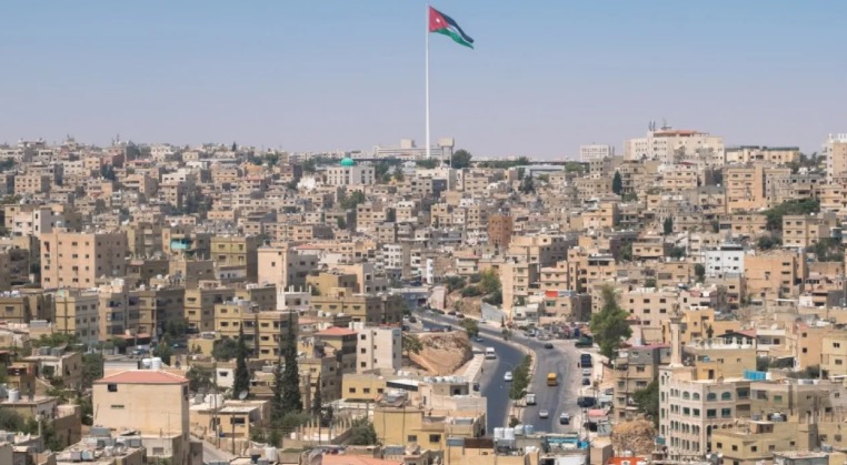 انخفاض عدد اللاجئين المسجلين في الأردن إلى 427 ألفًا حتى شباط 2026