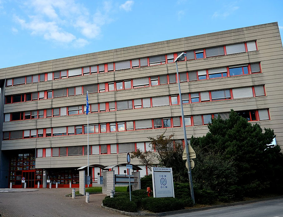 المنظمة الدولية للهجرة تحذر من استهداف النازحين في بيروت وتدعو لحماية المدنيين