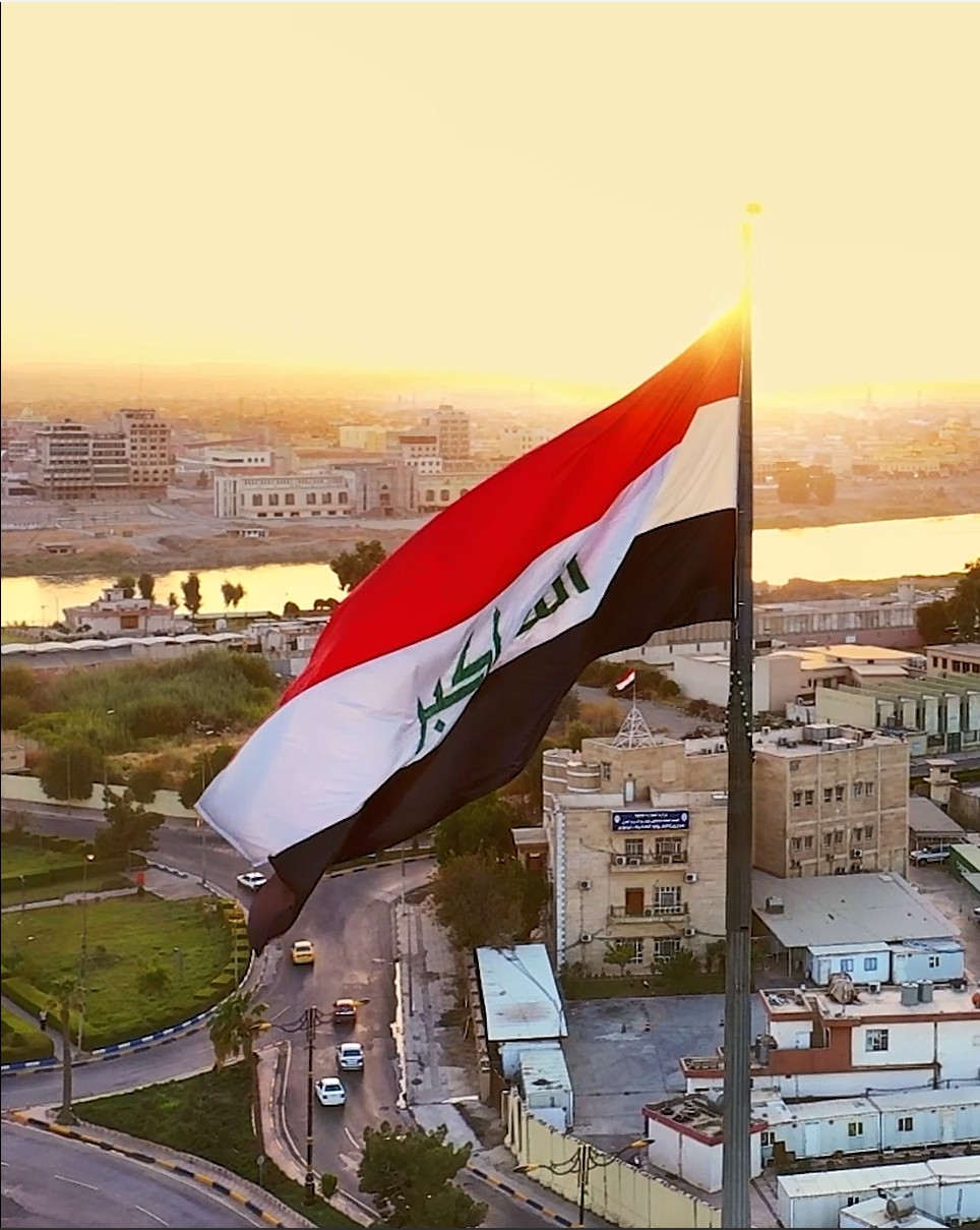 صورة حول : الشرطة العراقية: طائرة مسيرة تسقط على مبنى بالجامعة غرب بغداد الشرطة العراقية: طائرة مسيرة تسقط على مبنى بالجامعة غرب بغداد